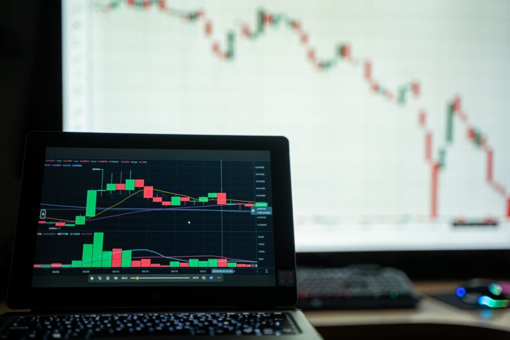 Stratégies de Renforcement sur le Marché des Cryptomonnaies : Ripple et Metaplanet en Ligne de Mire